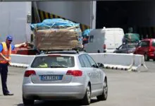 السلطات المغربية تشدد القيود على السيارات القادمة من أوروبا المحملة بسلع أكثر من اللازم